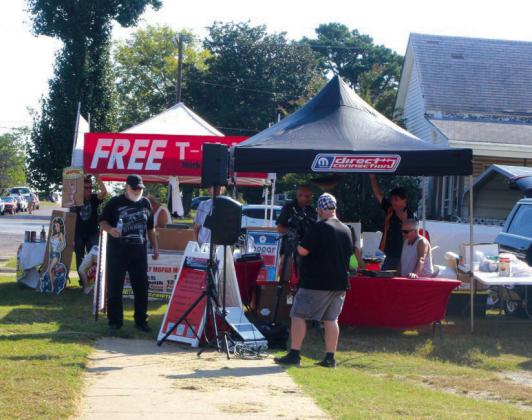 People enjoyed visiting with Doug Cataline, organizer of Mopar Fest, Paul Rossi and Miss D.C Connection.