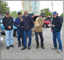 Members of the Mannford Mavericks