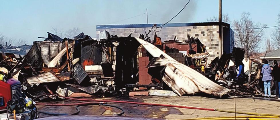 Fire destroys Dan’s BBQ
