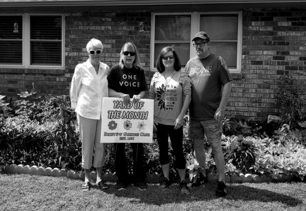 From left: Ruth Jaytanie, Nancy Findlay, and Donna and Charlie Hemingway coutesy photo