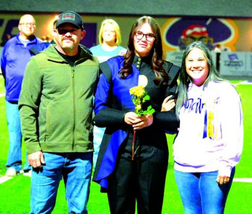 Isabella Snelling with Wade and Shiann Snelling