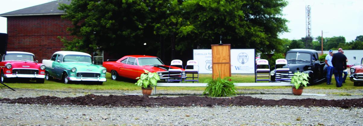 Groundbreaking, Chrysler Tower gets