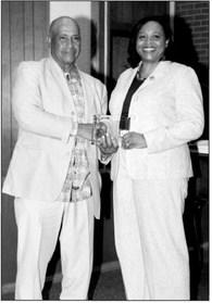 OdellAlexanderpresentsDr.RuthR.Jackson. courtesy photo