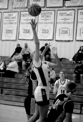 Lady Hornets vs Mounds