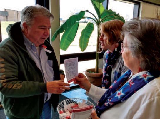VFW Auxiliary presents poppies