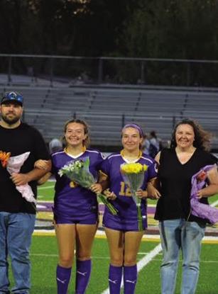 Carlie and Jordyn Stamper with Stacy Maroon and Michael Stamper.