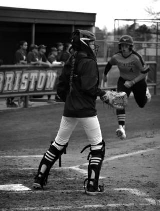 Depew Lady Hornets take on Davenport