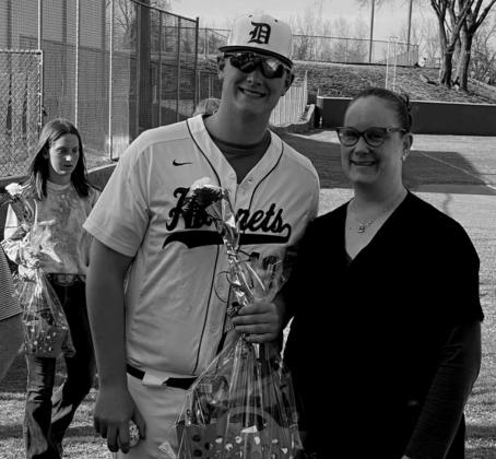 Hornet Baseball and Softball Senior Night