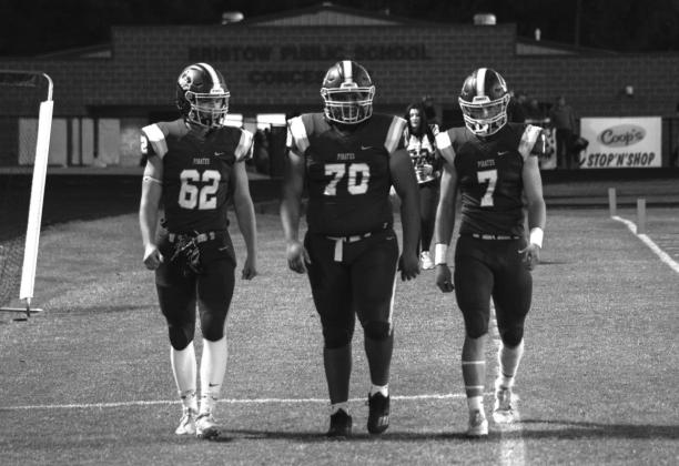 Pirates take Skiatook, 54 - 14