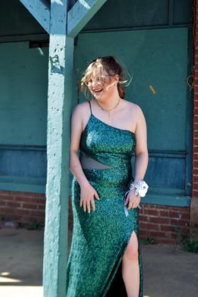 Depew Hornet Prom