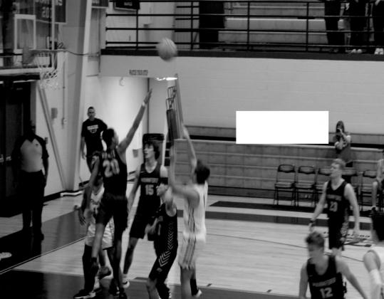 Bristow Pirates lose to the Mannford Pirates, 40-49