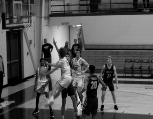 Bristow Pirates lose to the Mannford Pirates, 40-49