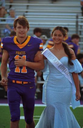 Freshmen representatives Braylon Freeman and Miley Fruits.