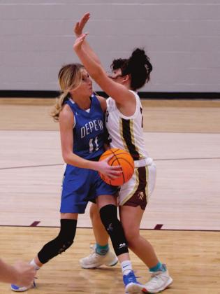 Lady Hornets vs Ripley, season record 22 -4