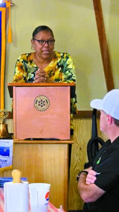 Toni Godwin, Director, of Bristow Social Services, spoke at Rotary Club noon meeting about the emergency food needs of the community during suspended SNAP benefits.