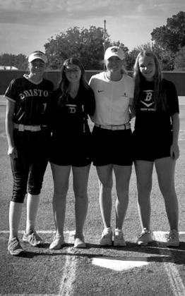 JosieSwoffordwithKylieHarper,Kambrey Phillips and Olivia Morgan.
