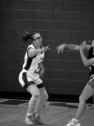 Lady Hornets beat Oilton