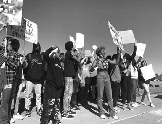 Oklahoma students walk out to protest death sentence