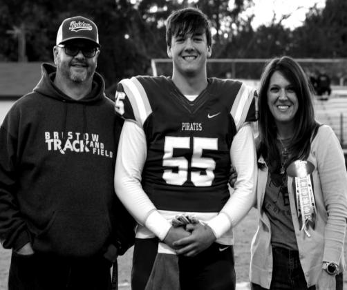 BRISTOW PIRATE’S SENIOR NIGHT