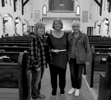 Farm Bureau makes donation to two area Churches