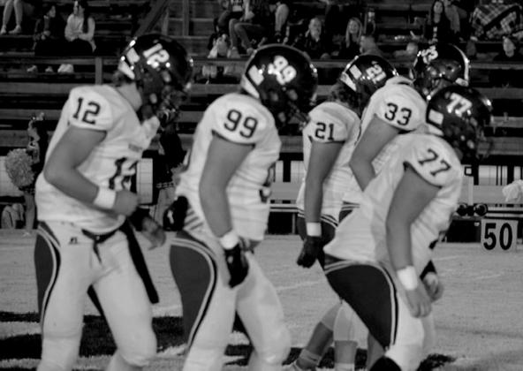 Tyler Burdick, Jase Riley, Christopher White, Warner Vanorsdol and Brock McDaniel prepare to make the play.