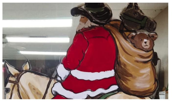 Artist Andi Levin brings holiday magic to Bristow’s Main Street