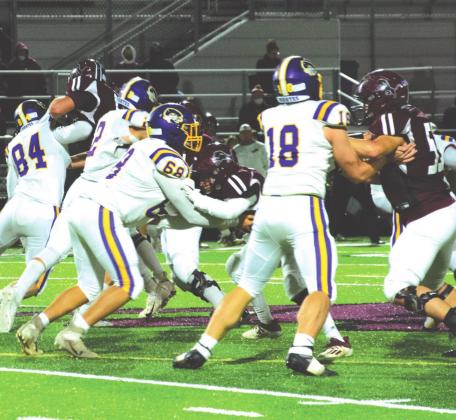 Pirates lose to Blanchard in play-off