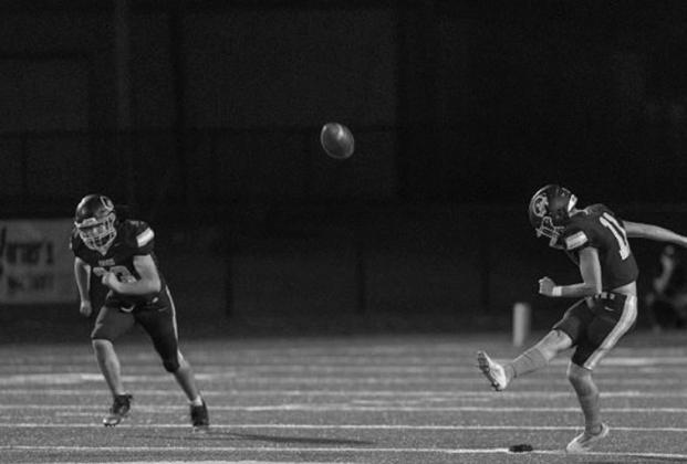 Bristow Pirates stomp the Mannford Pirates, 49-6