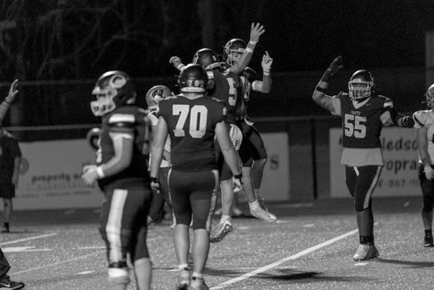 Bristow Pirates stomp the Mannford Pirates, 49-6
