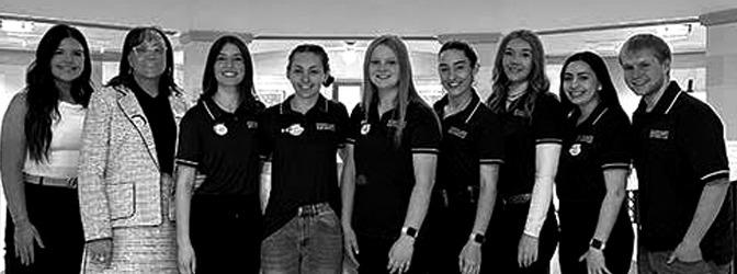 Redlands Community College students visit the capitol to advocate for higher education funding during Higher Education and Oklahoma’s Promise Day at the Capitol. Attending the event are fro left, Braydee Bussell, Idabel; Redlands President Jena Marr; KenLynn Chaney, Cement; Gracie Wieland, El Reno; Kamlyn Cundiff, Allen; Claire Watson, Mena, Ark.; Josie Heston, Bristow; Gabby Cervantes, Dover; and Jack Shottenkirk, Mustang. courtesy photo