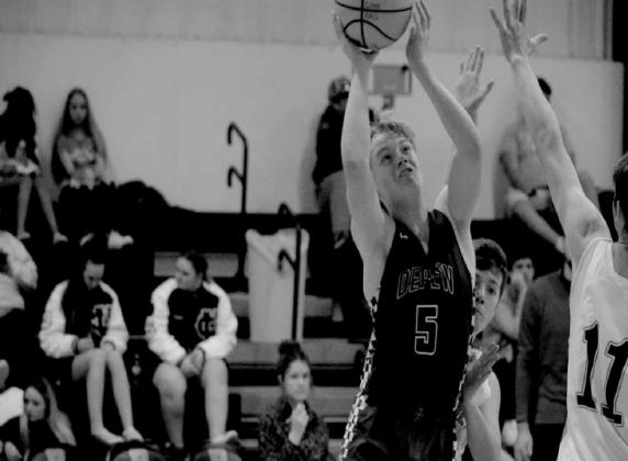 Hornets lose in Paden Tournament, 41-59