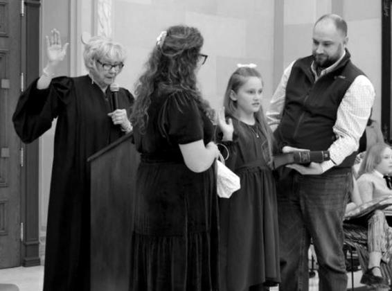 Riley Braden takes the oath of office as Oklahoma’s 4-H Junior Governor for 2026 during a State Capitol ceremony on Mon., Feb. 2. Riley is joined by her parents, Forest and Jamie Braden, as she takes the oath. Oklahoma Supreme Court Justice Noma Gurich administered the oath