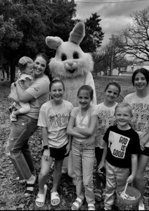 Rachel, Elleri, Gracie, Charity, and Rhett Stephens, Abigail and Ella Moore.