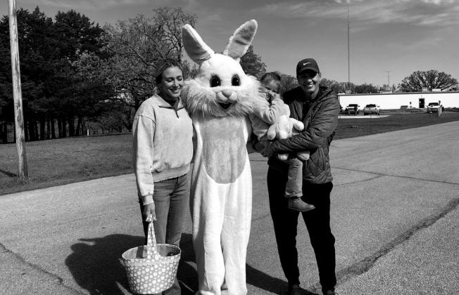 Kendra Banks , Kaylee and Berkley Wright have their picture taken with Mr. Easter Bunny. photo courtesy of Sharon VanOrsdol