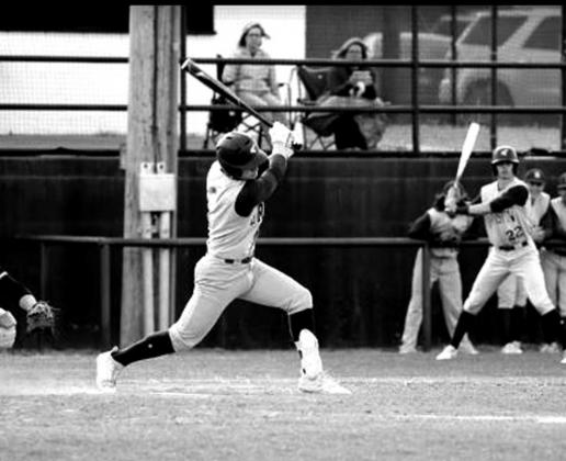 Brian Burden Day Bristow Pirates vs Cushing Tigers