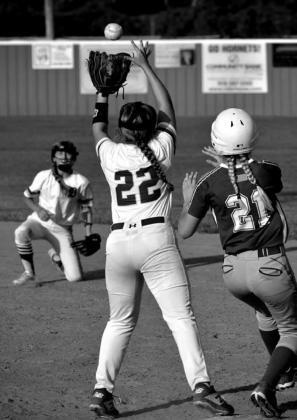Lady Hornets take Prue, 11 - 0
