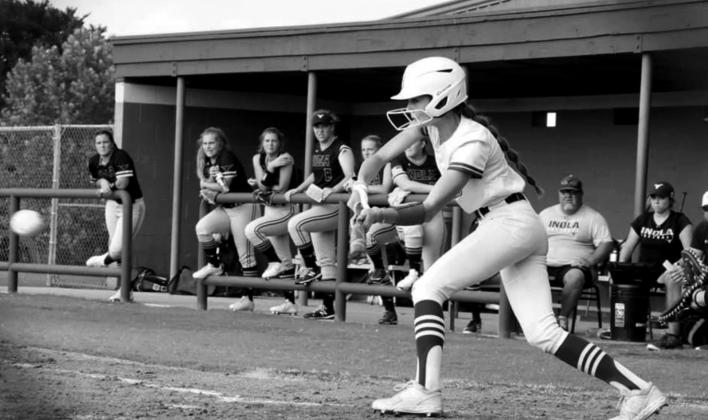 courtesy photo Kinzie Williams makes a hit.