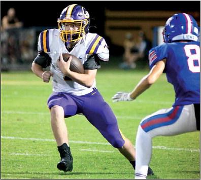 Quarterback Jon Montgomery makes a cut.