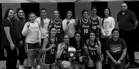 Lady Hornets win Davenport Tournament