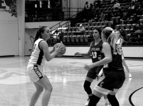 Jenna Stapleton passes the ball. courtesy photos