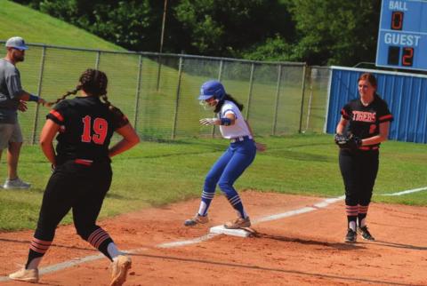 Lady Hornets vs Wellston