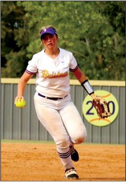 Tinlee Roberts makes a play.