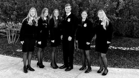 Pictured are FFA members Laryn Wages, Hayden Chambers, Abbie Brewer, Tate Bell, Zaylee Charmasson and Piper Varner.
