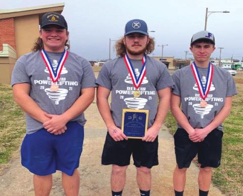 Depew Hornets powerlifting team places at Regionals