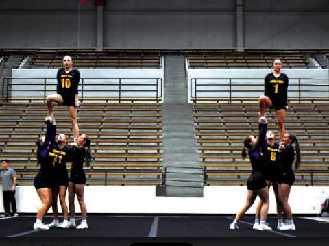 Bristow Pirate Cheer Stunt Team